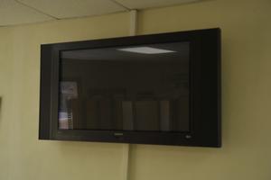 flat Screen (made for French Market)...Click Here For Details